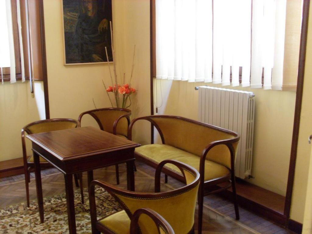 Albergo Corona Сальсомаджоре-Терме Экстерьер фото